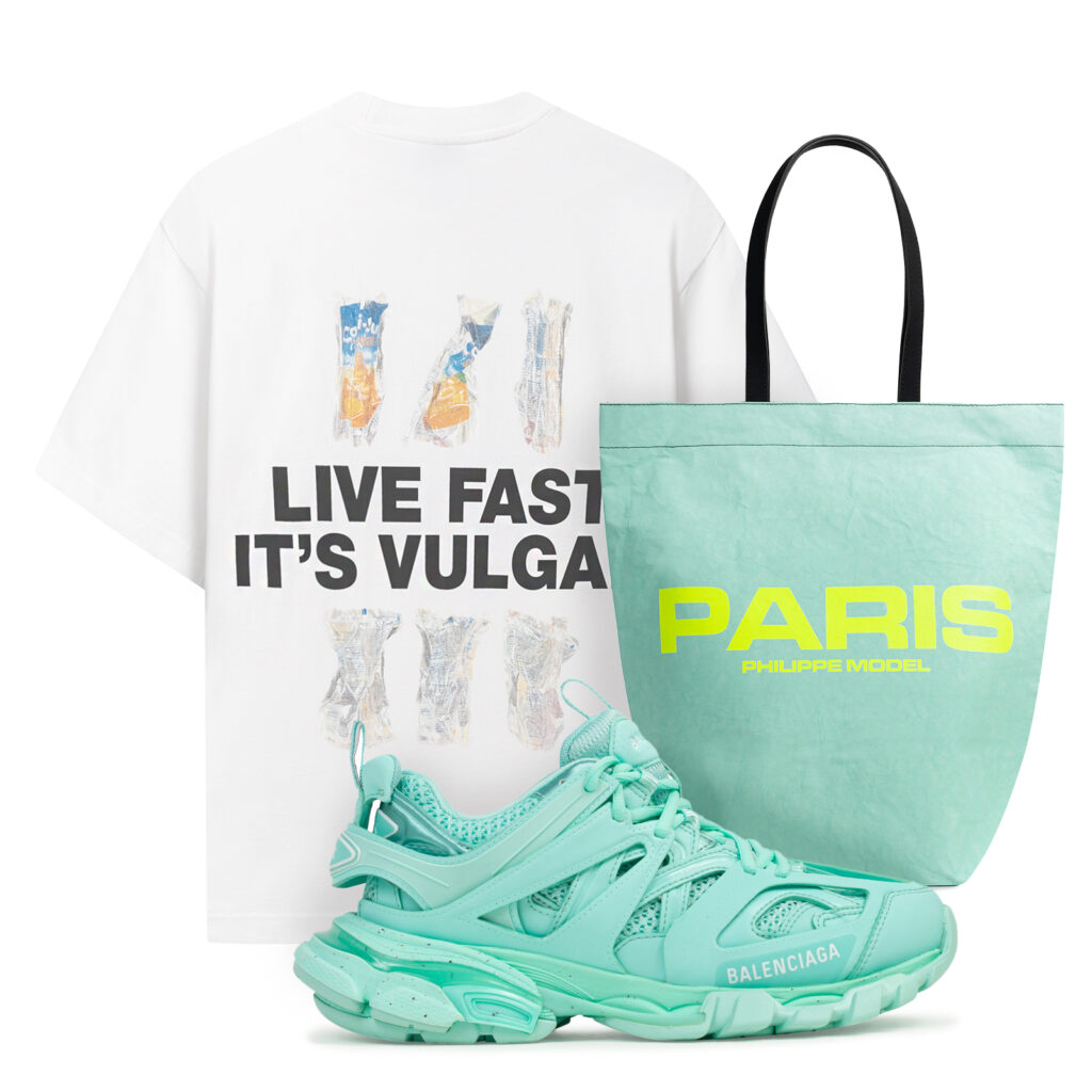 Picpoint Fotostudio-Team bei der Aufnahme von Produktfotos in Düsseldorf